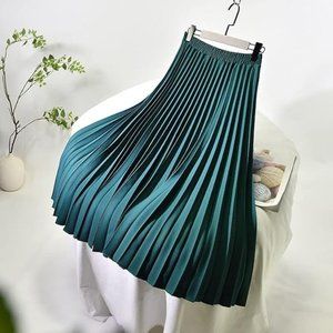 Zara Pleated Green MIDI Skirt